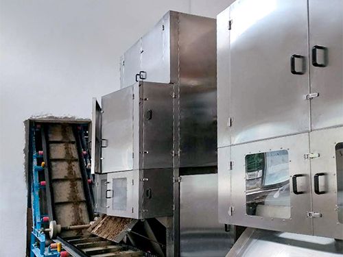 一體式污泥深度脫水機-云南墨江城市污水廠現(xiàn)場